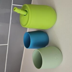 EUC Ezpz Silicone Cup Trio